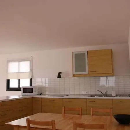 Sleeps 4 Wifi Famara