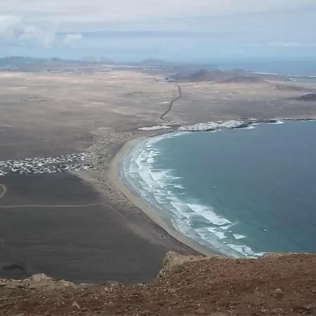 Holiday home Sleeps 4 Wifi Famara